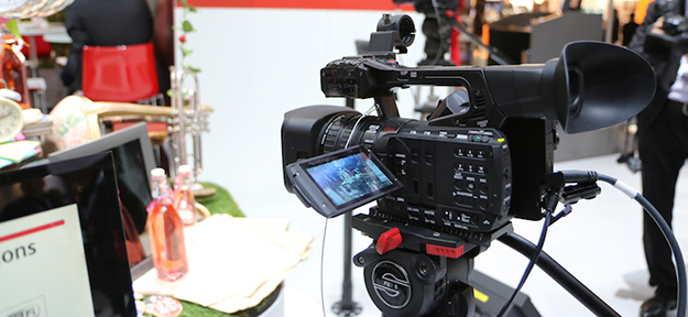 IBC2014_02_CanonXF205
