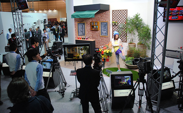 InterBEE2014_canon_0247