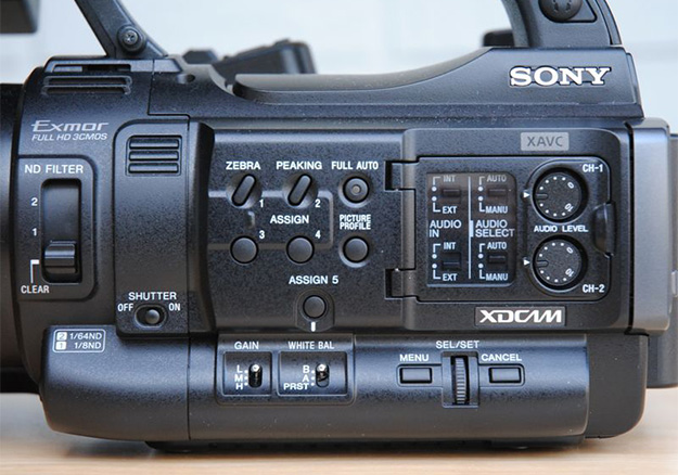 稲田出のOverview]Vol.04 ソニーXDCAMメモリーカムコーダー「PXW-X200