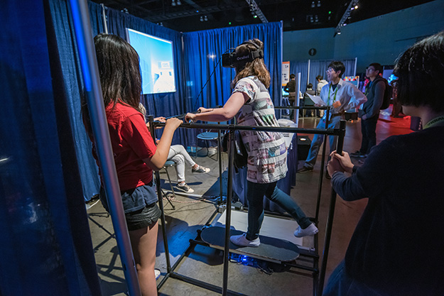 siggraph2015_05_skateboard