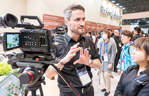 InterBEE2015_arukikata_02_teduka_02