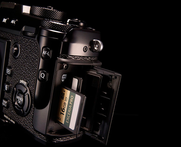 160120_fujifilm_dualslots