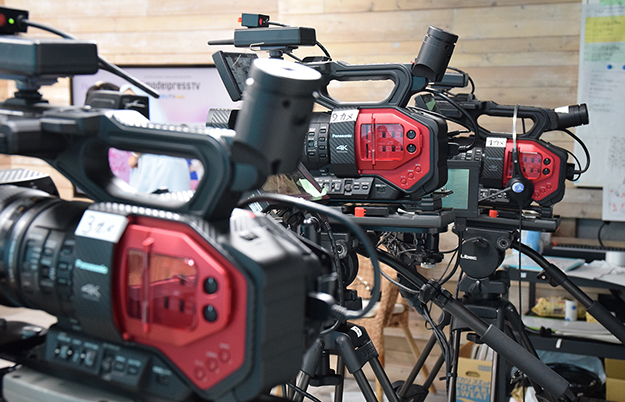 tsuchimochi101_12_3cameras_DVX200