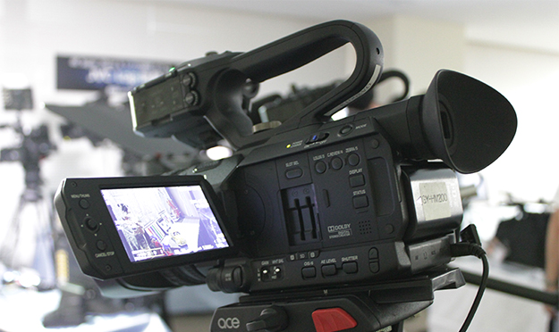 160721_JVC_HM200