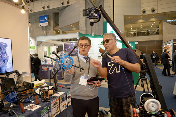 interbee2016_arukikata_02_raitank_03