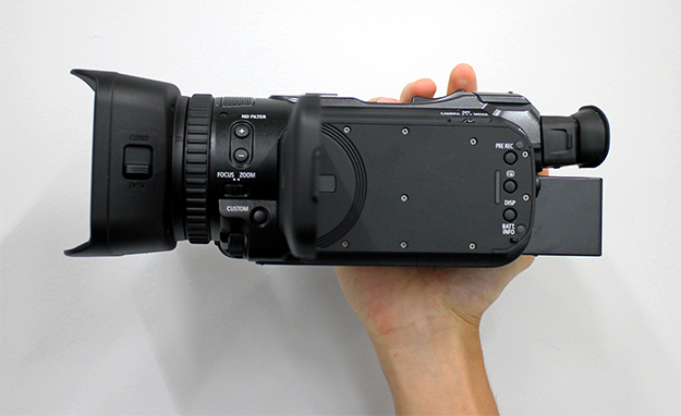 キヤノン、4K60P記録対応のハイアマチュア向けビデオカメラ「iVIS GX10