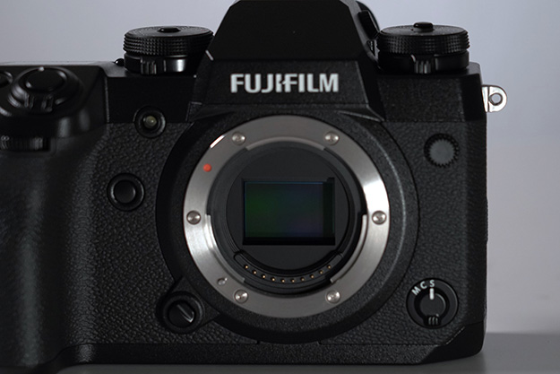 動作良好 FUJIFILM X-H1 Amazon.co.jp: FUJIFILM X-H1 Mirrorless SLR Camera X-H1 Black