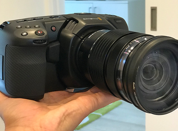 【レンズ付】BMPCC 4K【美品】 いよいよ在庫処分セールなのか？BMPCC4K - とあるビデオ