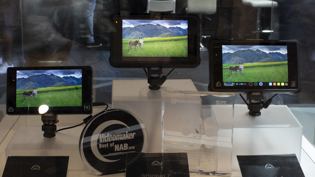 ATOMOS：モニタリング、録画、最大4つのHD-SDIカメラストリームの