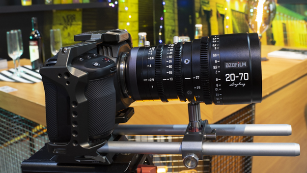 【２本セット】DZOFilm　MFTマウントパーフォーカル シネズームレンズ 2本セット】DZOFilm MFTマウントパーフォーカル シネズームレンズ 2本