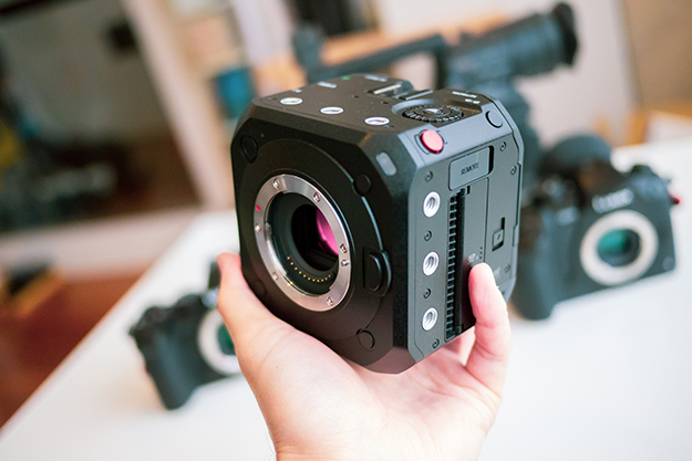 パナソニックからボックススタイル採用のミラーレス一眼「LUMIX