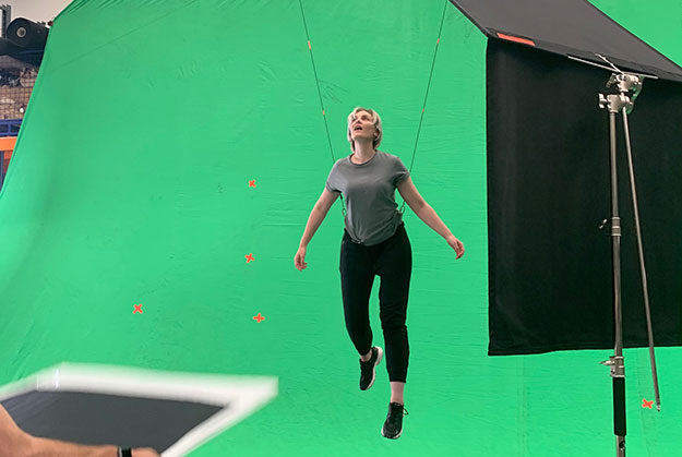 トーンズ・アンド・アイのミュージックビデオその1