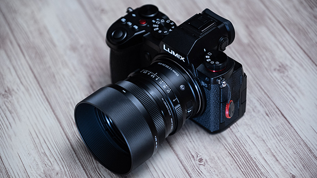 高画質と常用性を両立したシグマの交換レンズ新製品「Iシリーズ」3本を