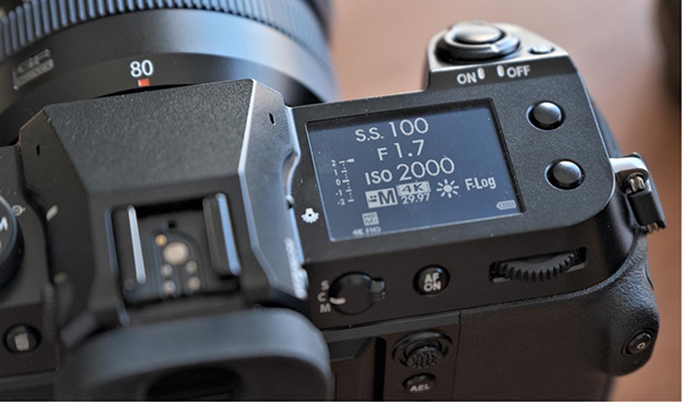 極上品　FUJIFILM X100TS ショット数1400回 富士フイルム(FUJIFILM) カメラ・レンズ高額買取中商品のご案内