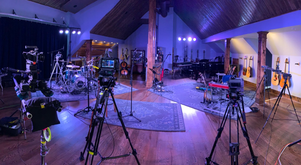 Blackmagic Design製品事例： ジョン・ドリスケル・ホプキンス・バンド、アルバム「LONESOME HIGH」 発売コンサートライブ配信の場合