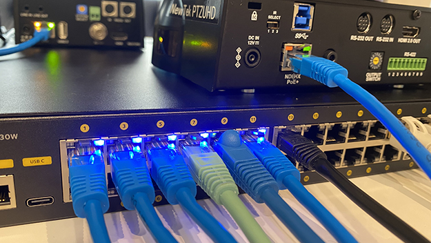 NDI特集PTZカメラ編説明画像