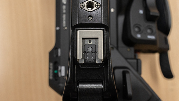 XF605インタビュー説明写真