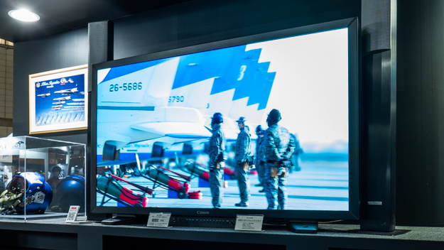 キヤノン、ブルーインパルス×Canon 8K映像空間説明写真