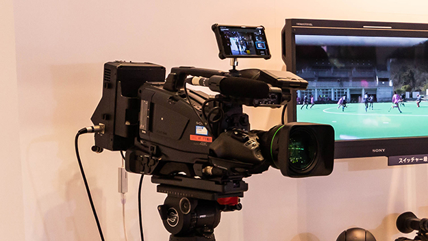 ソニー：VENICE 2を展示説明写真