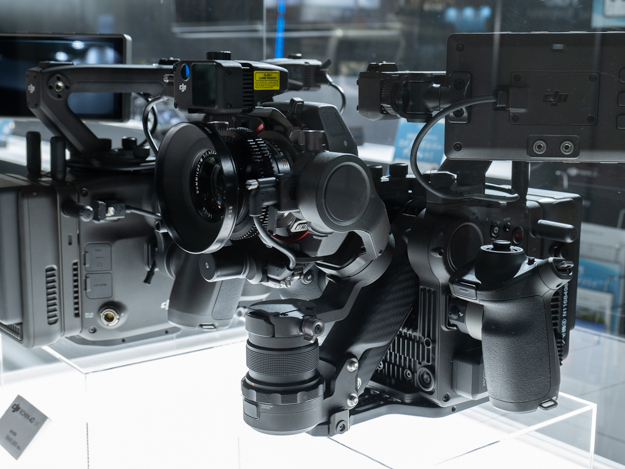 ジンバルシネマカメラ「DJI Ronin 4D」説明写真