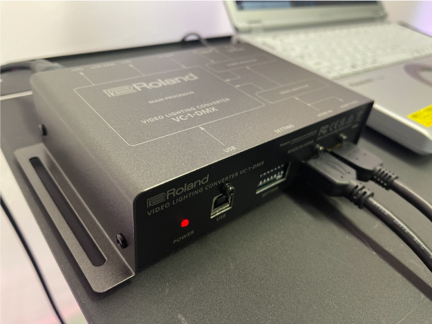 ローランド、照明演出システム「VC-1-DMX」発表。映像/音声に合わせた