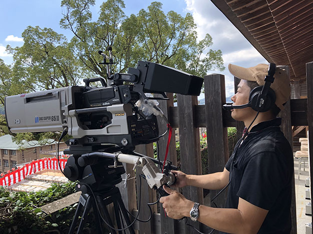 URSA Broadcast G2レビュー。価格と機能が魅力の放送用カメラ登場