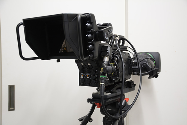 URSA Broadcast G2レビュー。価格と機能が魅力の放送用カメラ登場