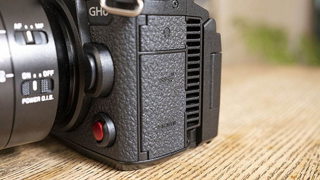 GHWORLD-VOL03-メイン写真