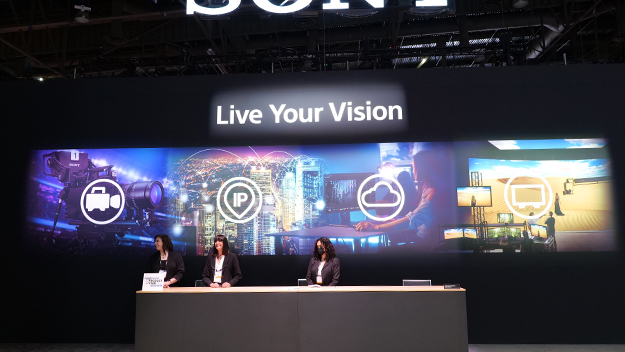 ソニー、HDC-F5500やネットワークソリューションなどを展示[NAB2022 Booth]