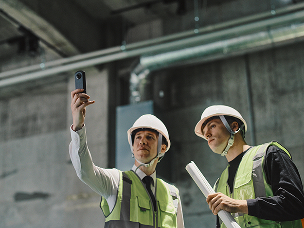 「RICOH THETA X」登場説明写真