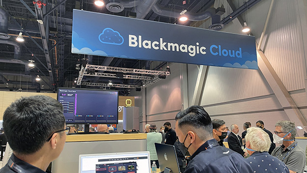 Blackmagic Design CEOインタビュー説明写真