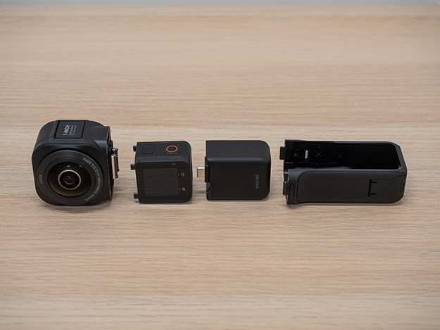 FrontlineVRcamera-vol22_05