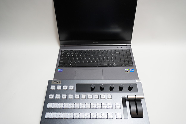 JUNS ATEM対応コントローラ LiveCommand PRO JUNS「LiveCommand PRO」レビュー。ATEMスイッチングの不満解消