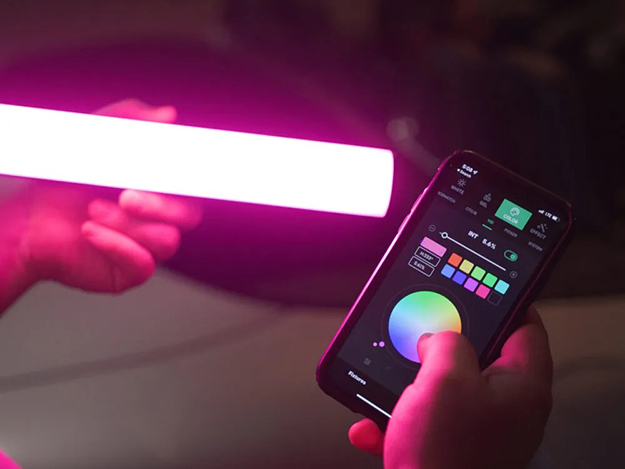 Aputure初のチューブライト「MT Pro」登場