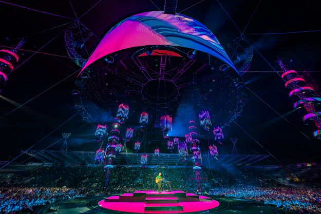 ROE Visual、エド・シーラン 「The Mathematics Tour」にビジュアルディスプレイが採用