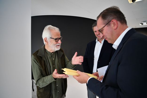 ZEISS「Planar 0.7/50 mm」、ZEISS光学博物館で特別展示